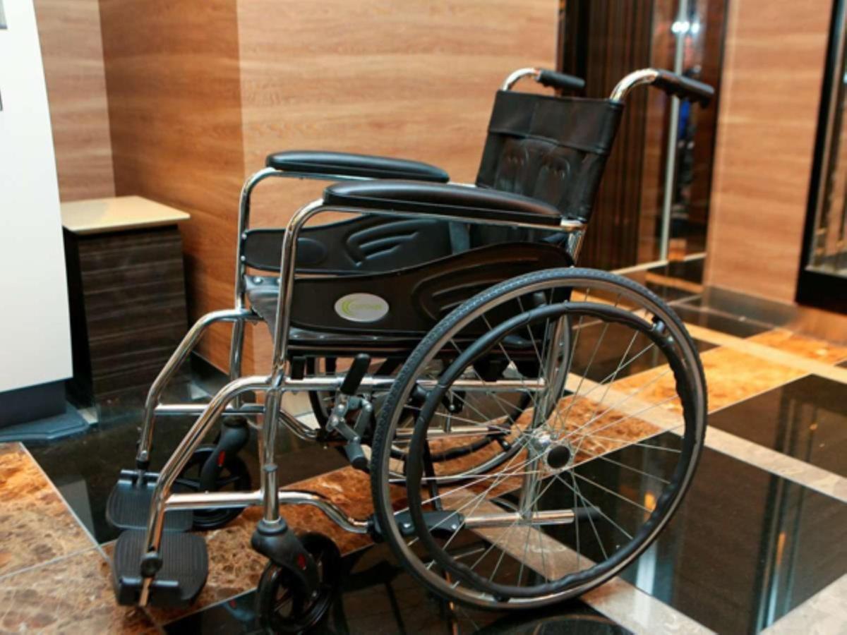 Apa Hotel Komatsu Komatsu  Zewnętrze zdjęcie